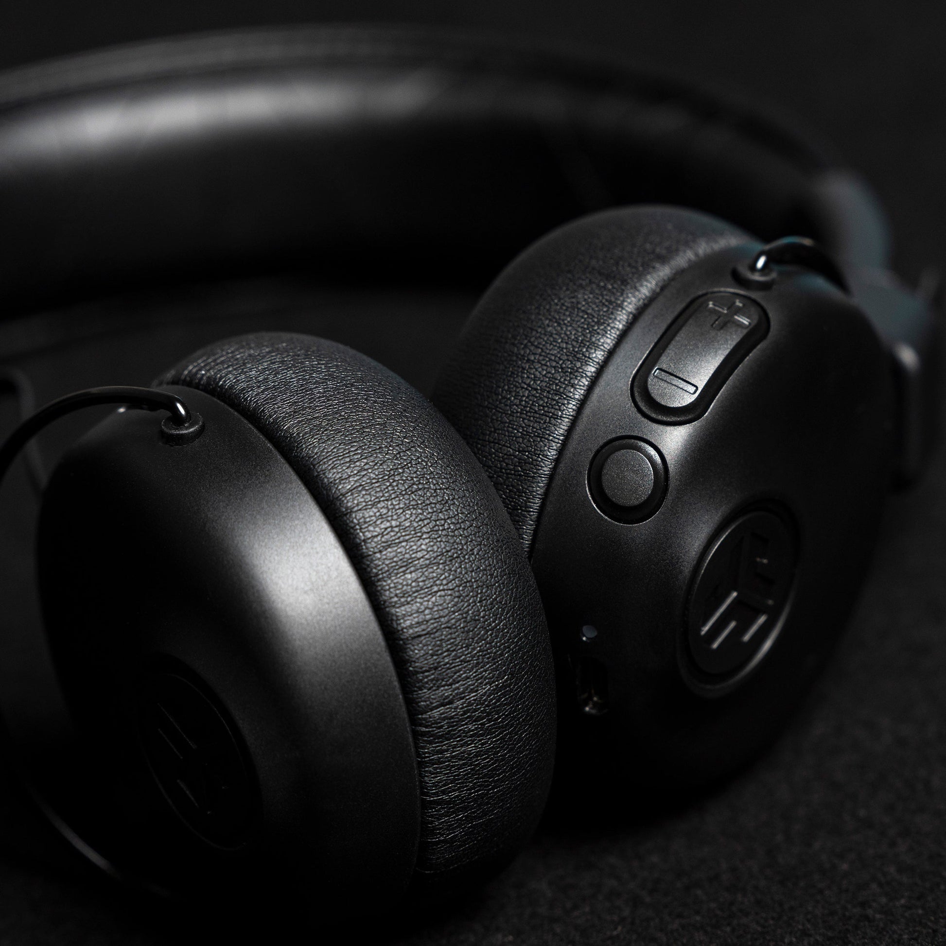 Studio ANC On-Ear Wireless Headphones Black| 30363462205512