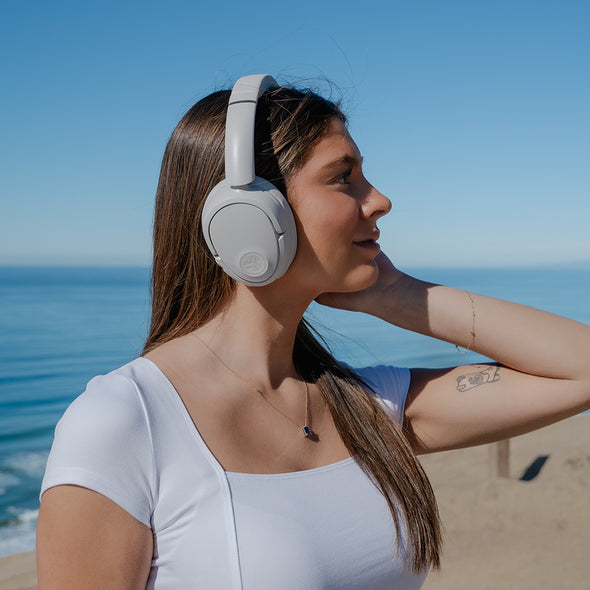 JBuds Lux ANC Headphones

  A New Legacy in Sound.


 Experience luxurious sound with JBuds Lux ANC Headphones. Seamlessly bl...