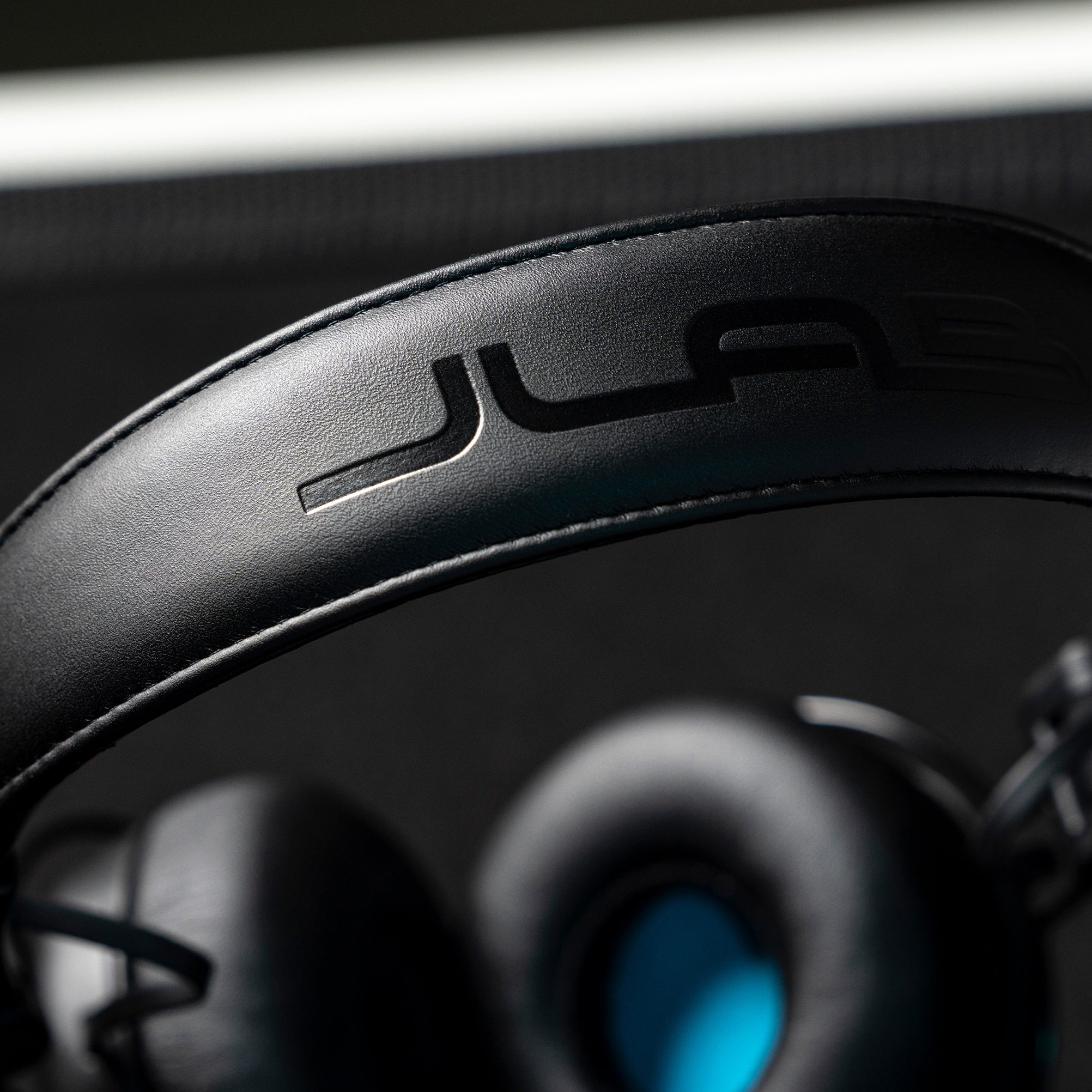 Jlab studio discount noise canceling headphones